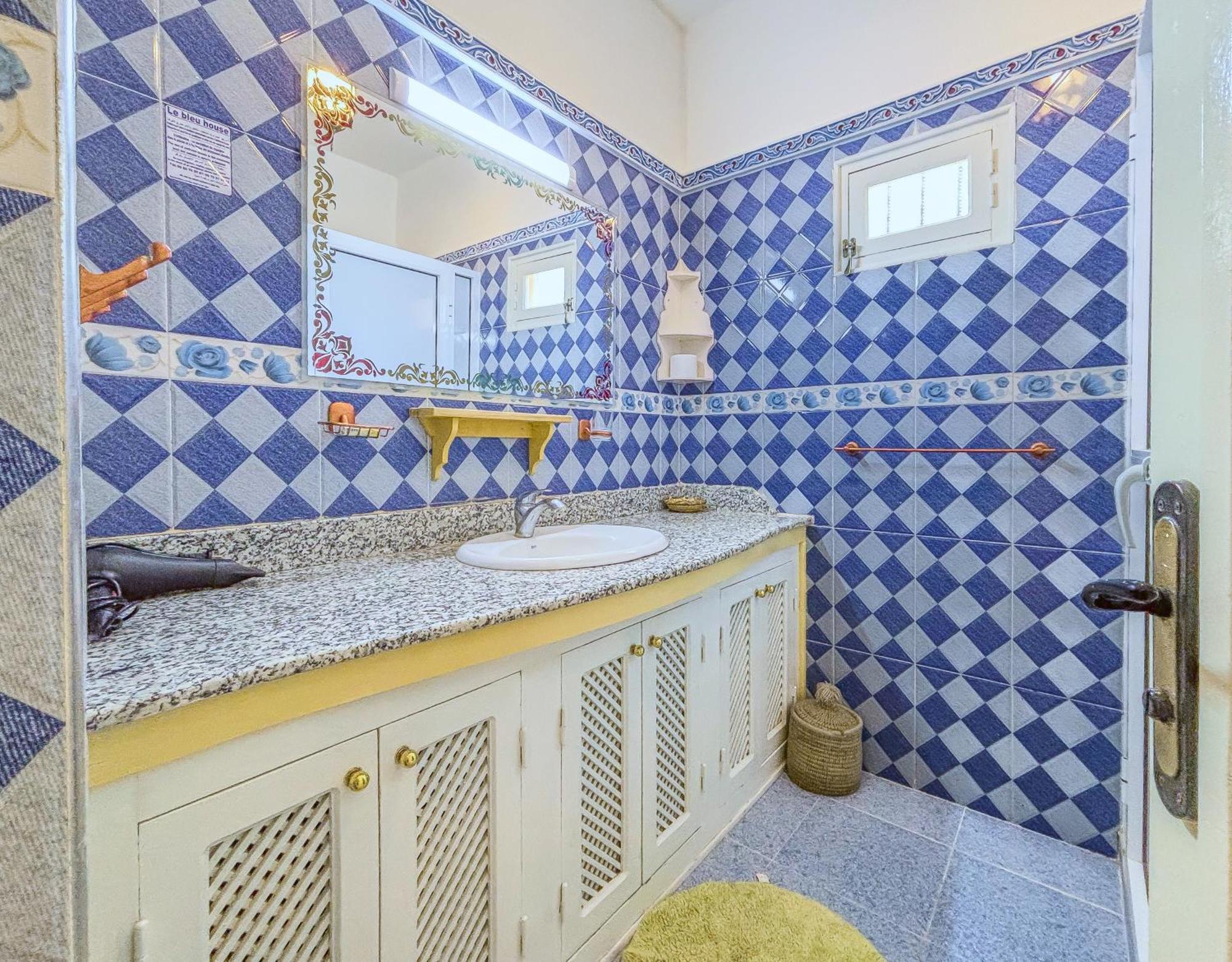 Le Bleu House Bed & Breakfast Sidi Abdallah Ghiat Eksteriør bilde